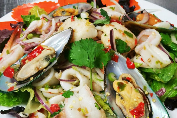 spicy-seafood-salad